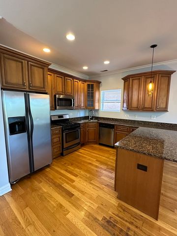 6229 N Richmond Street 4S, Chicago, IL 60659