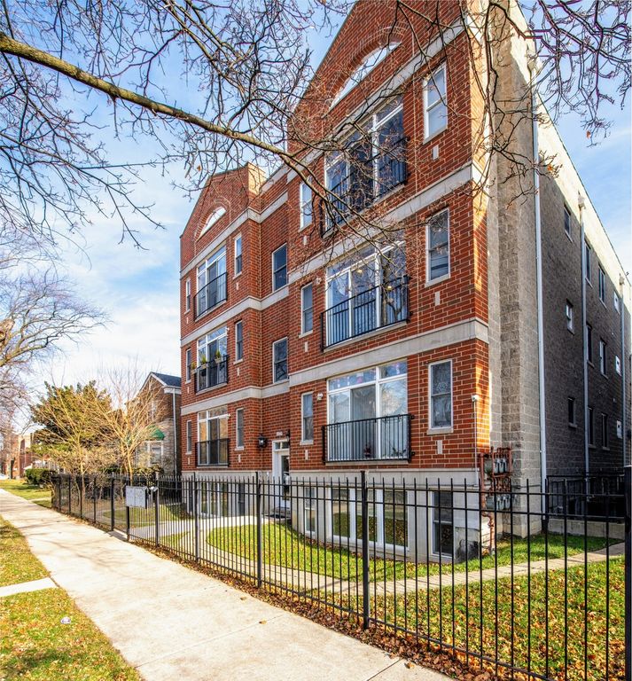 6229 N Richmond Street 4S, Chicago, IL 60659