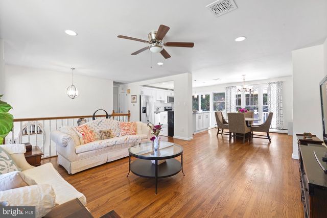 209 JAMES RD, Broomall, PA 19008