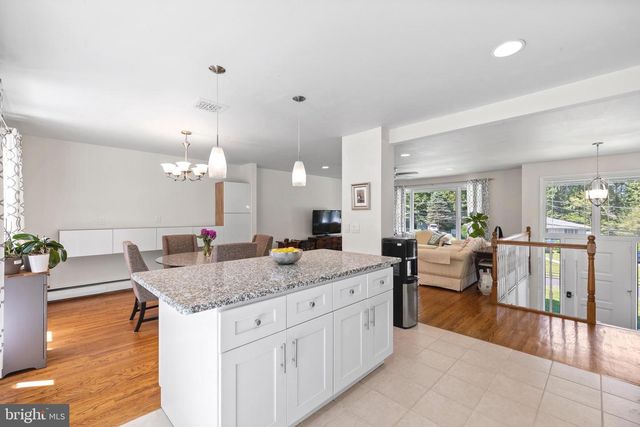 209 JAMES RD, Broomall, PA 19008