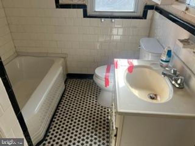 1517 N DECKER AVE, Baltimore, MD 21213