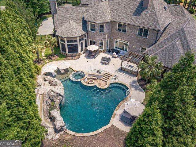 730 Glenairy Drive, Sandy Springs, GA 30328