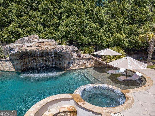 730 Glenairy Drive, Sandy Springs, GA 30328
