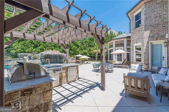 730 Glenairy Drive, Sandy Springs, GA 30328