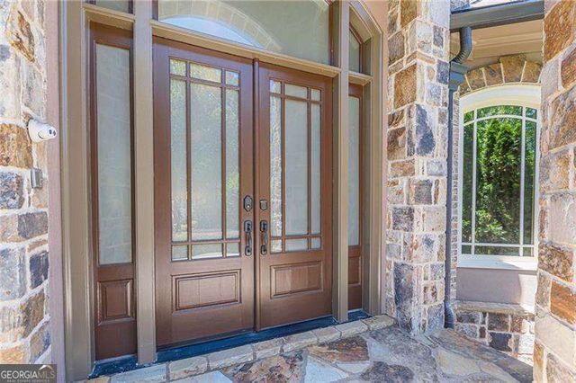 730 Glenairy Drive, Sandy Springs, GA 30328