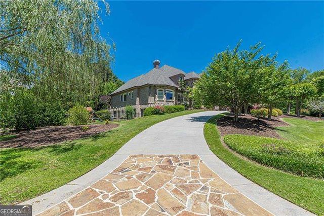 730 Glenairy Drive, Sandy Springs, GA 30328