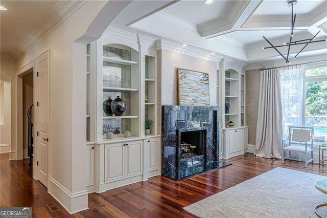 730 Glenairy Drive, Sandy Springs, GA 30328