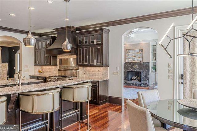 730 Glenairy Drive, Sandy Springs, GA 30328