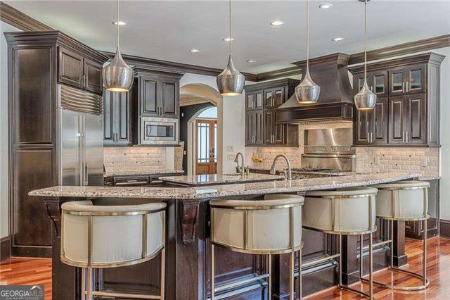 730 Glenairy Drive, Sandy Springs, GA 30328