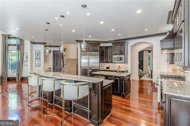 730 Glenairy Drive, Sandy Springs, GA 30328