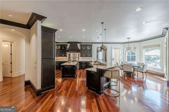 730 Glenairy Drive, Sandy Springs, GA 30328