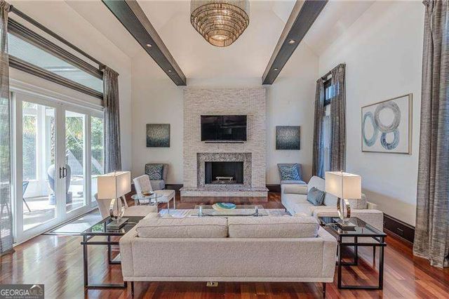 730 Glenairy Drive, Sandy Springs, GA 30328