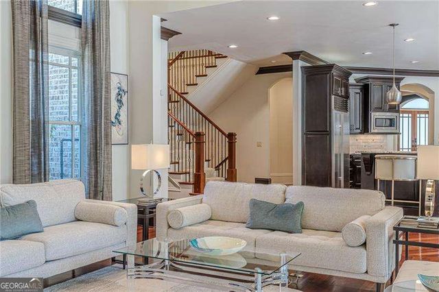 730 Glenairy Drive, Sandy Springs, GA 30328