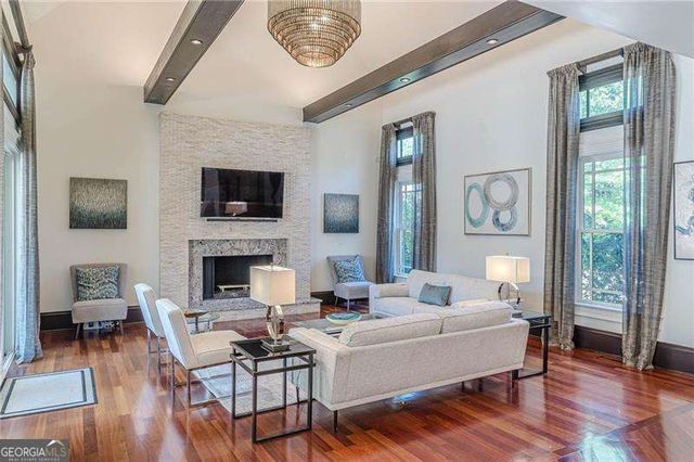 730 Glenairy Drive, Sandy Springs, GA 30328