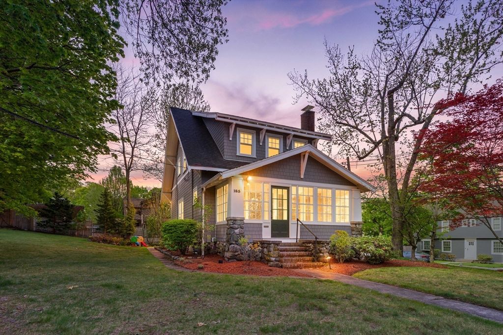185 Franklin St, Stoneham, MA 02180
