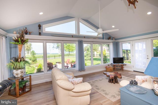 9 HATSAWAP RD, Cambridge, MD 21613