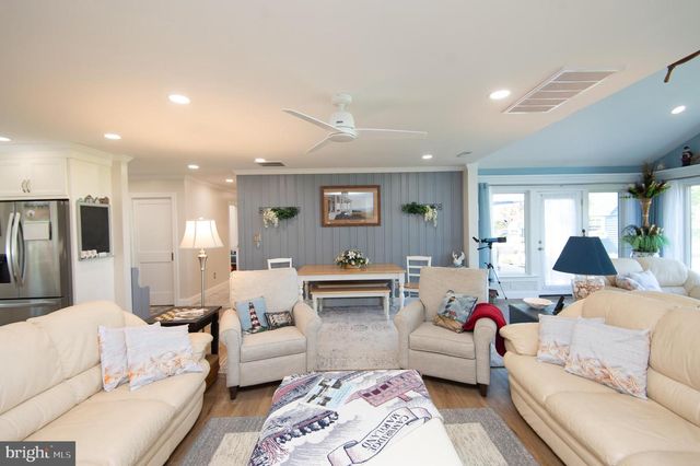 9 HATSAWAP RD, Cambridge, MD 21613