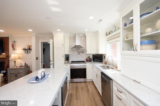 9 HATSAWAP RD, Cambridge, MD 21613