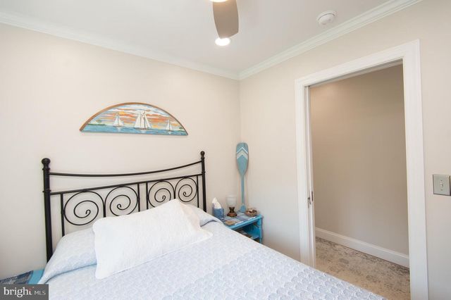 9 HATSAWAP RD, Cambridge, MD 21613