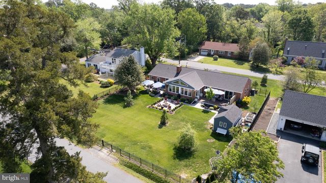 9 HATSAWAP RD, Cambridge, MD 21613