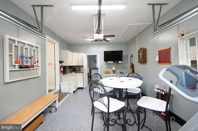 9 HATSAWAP RD, Cambridge, MD 21613