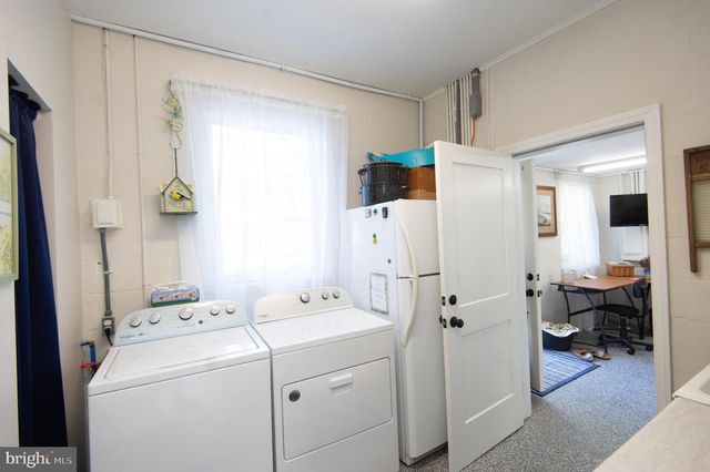 9 HATSAWAP RD, Cambridge, MD 21613