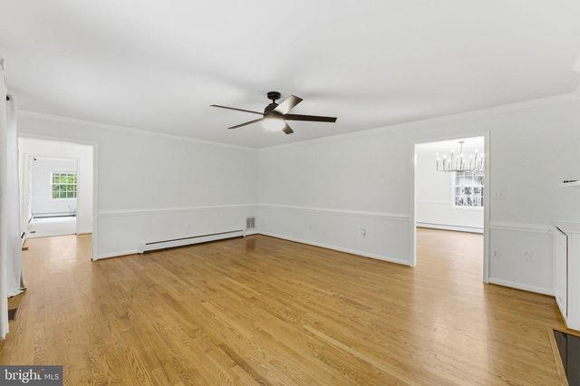 6040 SOUTHGATE FARM RD, Indian Head, MD 20640