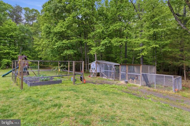 6040 SOUTHGATE FARM RD, Indian Head, MD 20640