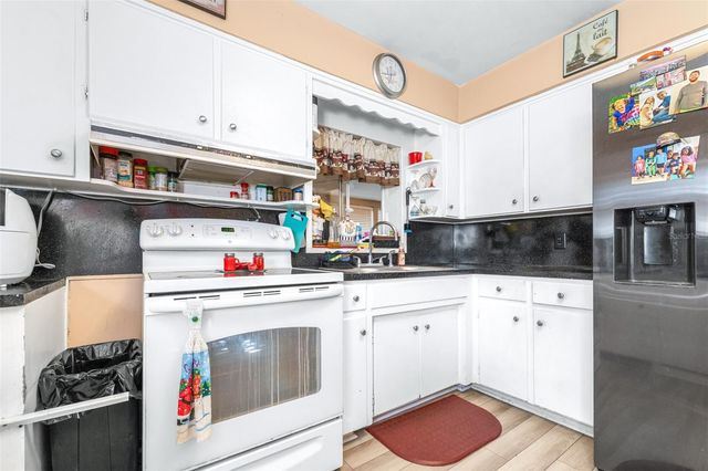 628 E LAUREL AVENUE, Eagle Lake, FL 33839