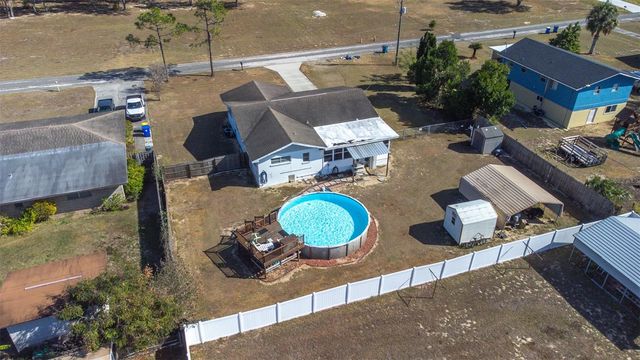 628 E LAUREL AVENUE, Eagle Lake, FL 33839