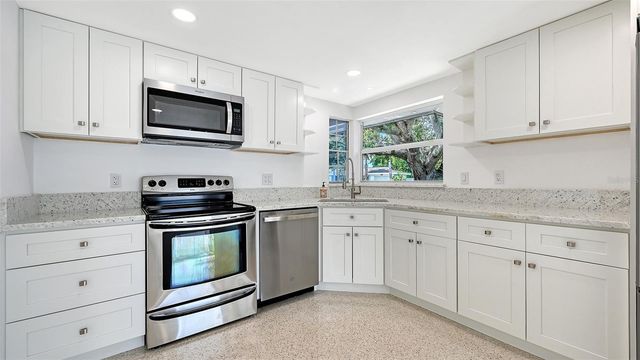 6711 S LOCKWOOD RIDGE ROAD, Sarasota, FL 34231