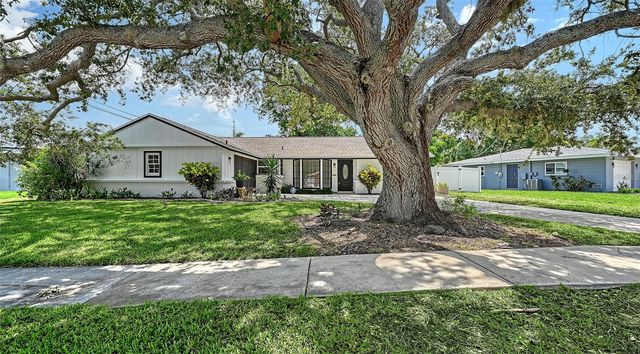 6711 S LOCKWOOD RIDGE ROAD, Sarasota, FL 34231
