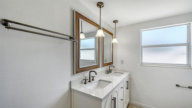 6711 S LOCKWOOD RIDGE ROAD, Sarasota, FL 34231