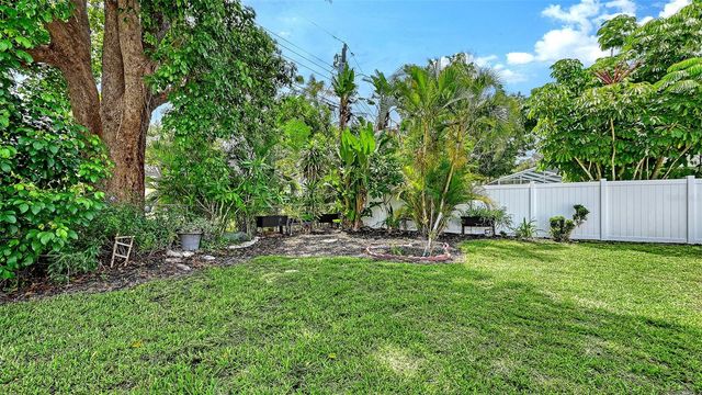 6711 S LOCKWOOD RIDGE ROAD, Sarasota, FL 34231