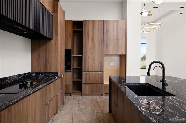 1402 Tierra Encantada, Weslaco, TX 78596