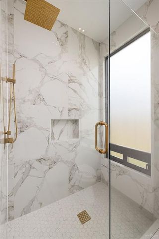 1402 Tierra Encantada, Weslaco, TX 78596