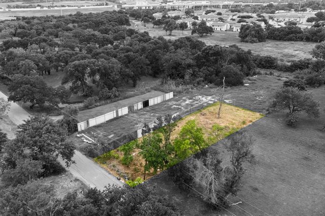 2411 Tally Ho Lane, Dallas, TX 75212