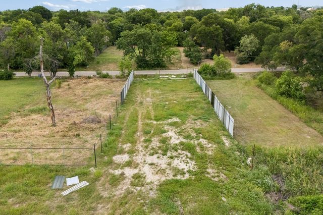 2411 Tally Ho Lane, Dallas, TX 75212