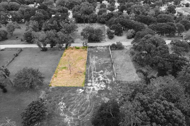 2411 Tally Ho Lane, Dallas, TX 75212