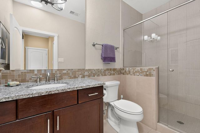 636 Rio Azul Lane NW, Albuquerque, NM 87104