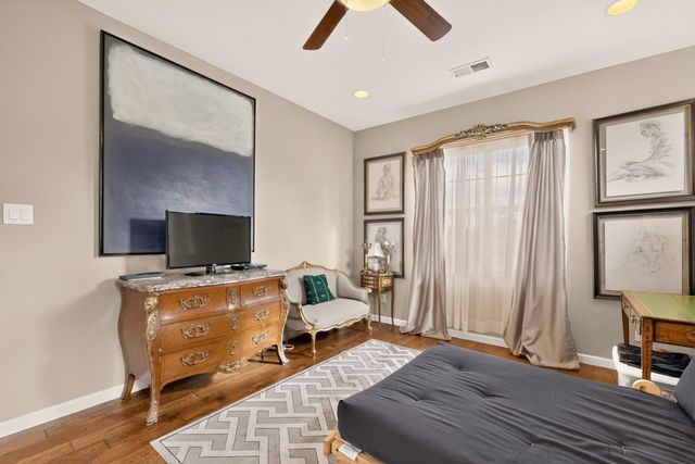 636 Rio Azul Lane NW, Albuquerque, NM 87104
