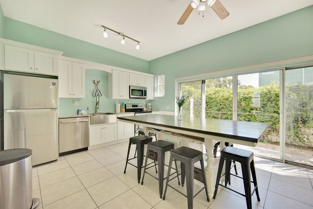 10 3rd St, St Augustine, FL 32080