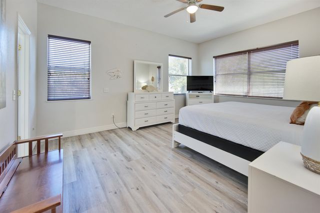 10 3rd St, St Augustine, FL 32080