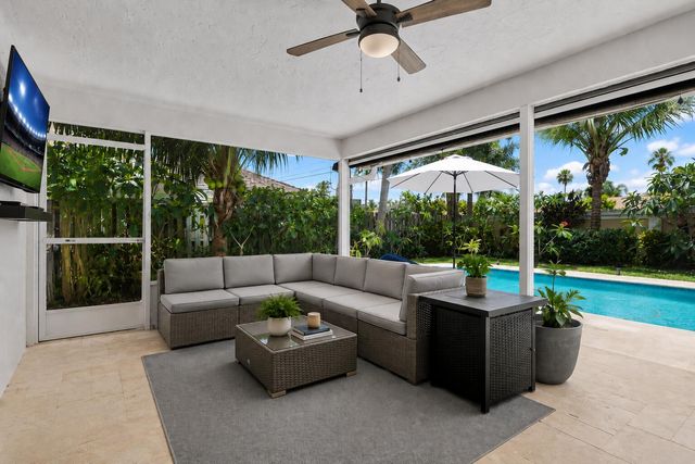 1570 Farmington Avenue, Wellington, FL 33414
