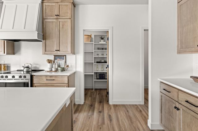 4725 11th Street W, West Fargo, ND 58078