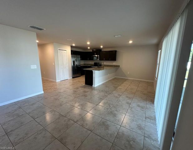 1905 NW 6th TER, Cape Coral, FL 33993