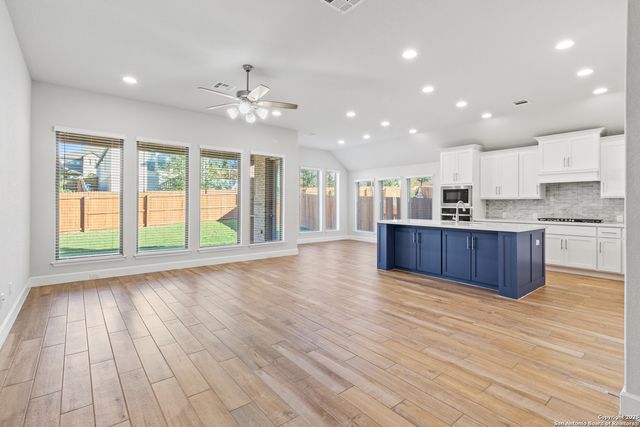 12335 Fort Duncan, San Antonio, TX 78245