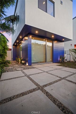 12527 Wagner Street, Mar Vista, CA 90066
