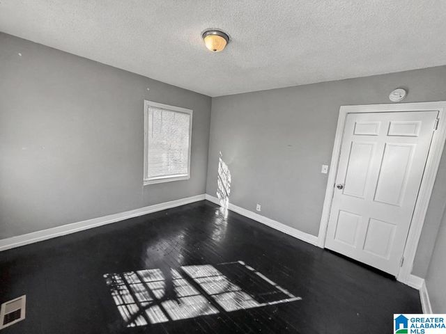 1701 4TH AVENUE, Birmingham, AL 35208