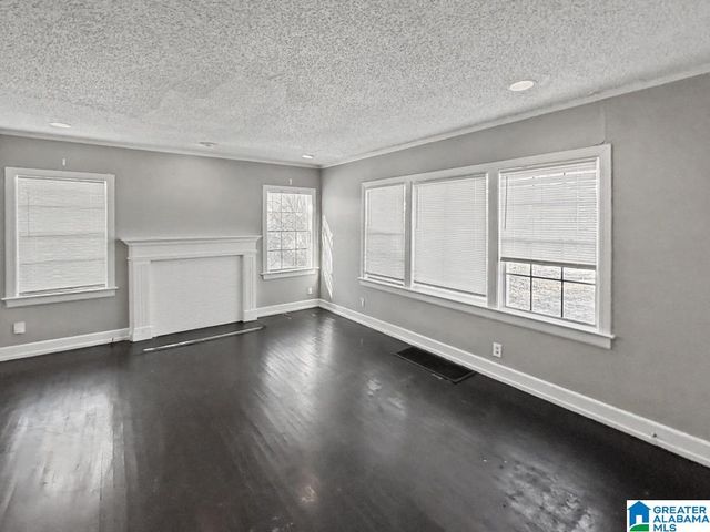 1701 4TH AVENUE, Birmingham, AL 35208